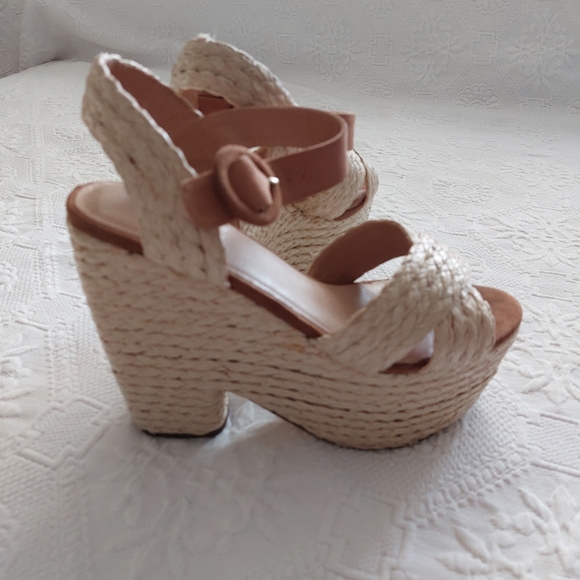 SHELLY'S LONDON ESPADRILLE PLATFORM - Picture 3 of 14